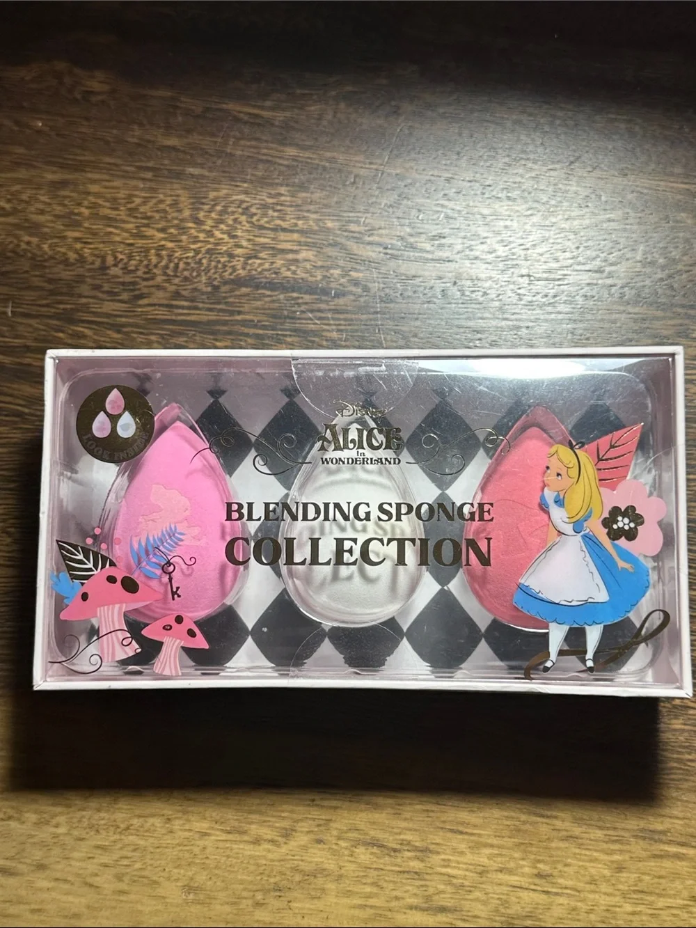 Alice in Wonderland Blending Sponge Collection